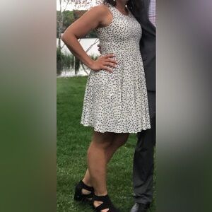 41 Hawthorn Black and White Polka Dot Midi Dress Size L fits like a 12